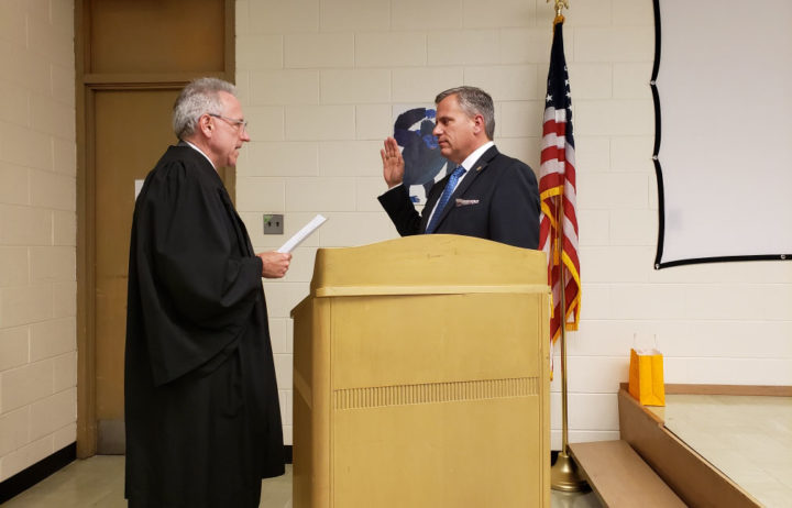 Martwick sworn in to succeed Mulroe in 10th District